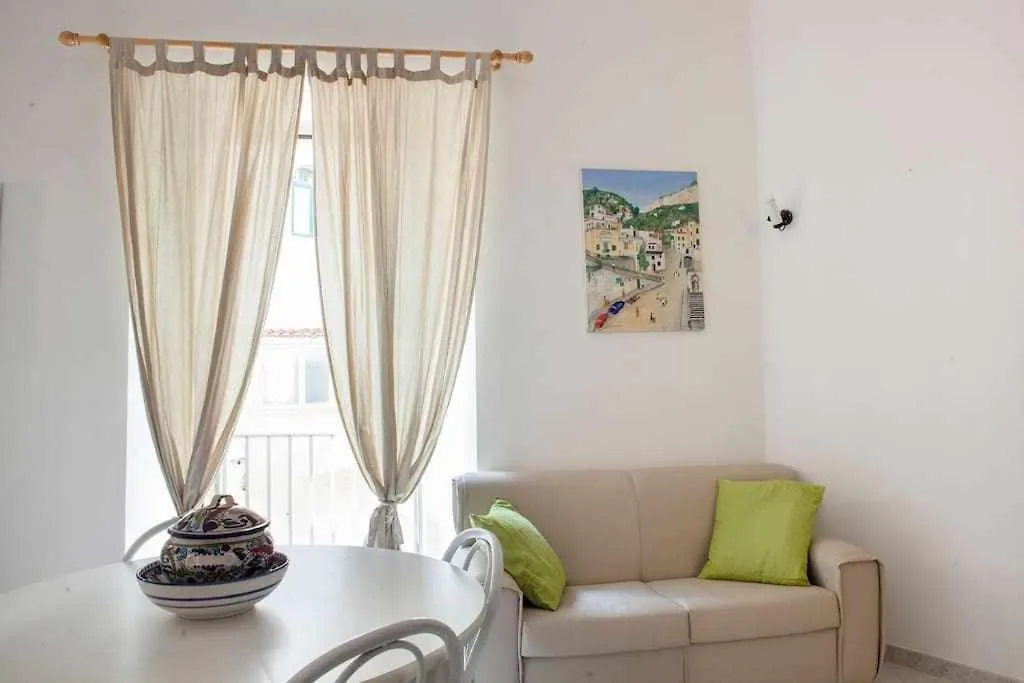 Apartment Donna Sara Appartamento In Corte Amalfitana Italy